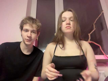 titsDestroy2007 webcam model stream image