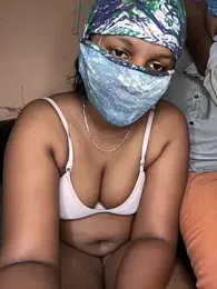 Chn_x_cbe webcam model stream image