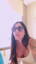 fragile7883 webcam model stream image