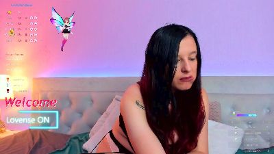 PennyDolce webcam model stream image
