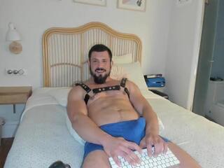 Dash Quema webcam model stream image