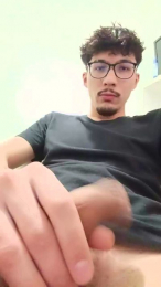 reallucasor webcam model stream image