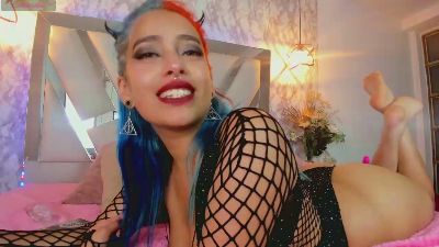 Cristall_raven webcam model stream image