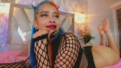 Cristall_raven webcam model stream image