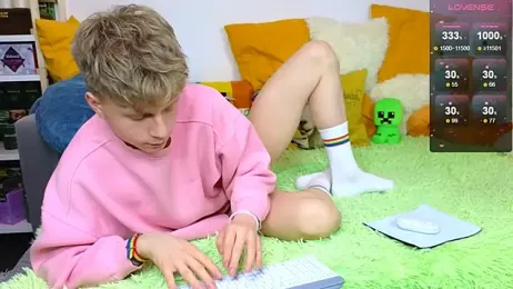 LandelRay webcam model stream image