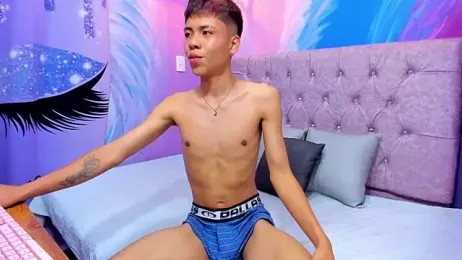 MaxiWildd webcam stripchat model stream image