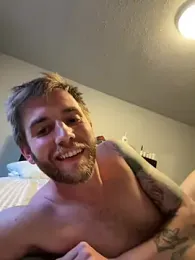 whathappenedtomyclothes webcam model stream image
