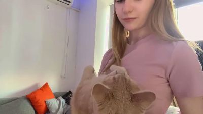 ReathaDavel webcam cam4 model stream image