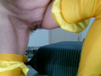 Carolsquirter webcam bongacams model stream image
