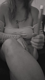 Sexybella9560 webcam model stream image