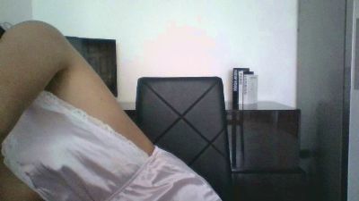 Saraaa96 webcam cam4 model stream image