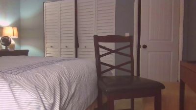 hooshung_mvers8 webcam cam4 model stream image