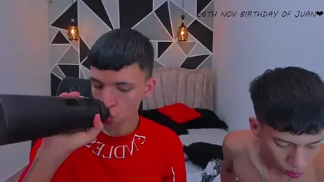 Juan_Nd_Steven webcam model stream image