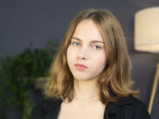 Lorie Bellinder webcam model stream image