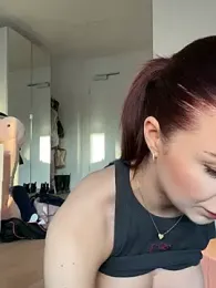 Mia-Minou webcam model stream image