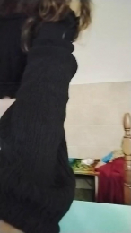 Kittzziky webcam model stream image