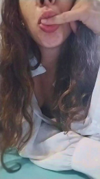 Kittzziky webcam model stream image