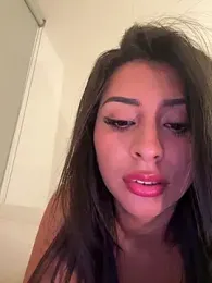 sweetAli_ webcam model stream image