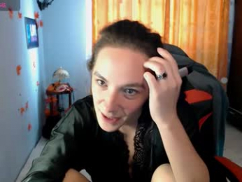 bellaqueen0701 webcam model stream image