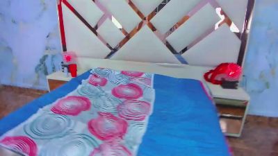 Innocent_Looks webcam model stream image