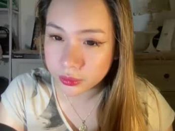 delicious_iya69 webcam model stream image