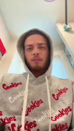 Cumfuckmehot webcam cam4 model stream image