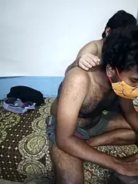 Tinku_1324 webcam stripchat model stream image