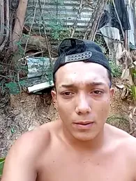 tayson_ webcam model stream image