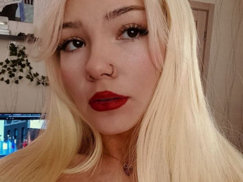 SandraReal webcam livejasmin model stream image