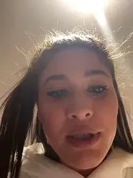 IrisBlues webcam model stream image