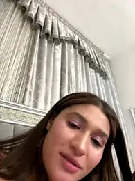IrisBlues webcam stripchat model stream image
