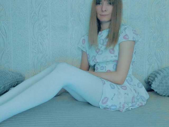 YourCaramel webcam bongacams model stream image