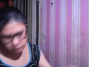 sweetsosie18 webcam stripchat model stream image