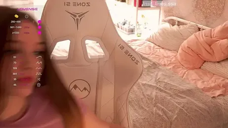 linessssa webcam model stream image