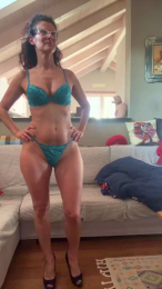 Antonella524 webcam model stream image