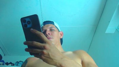 Eugy_dirty2022 webcam model stream image