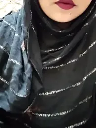 Indian-Nazia webcam model stream image