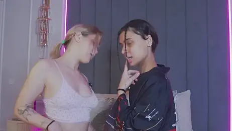 CaitlinSugar webcam model stream image