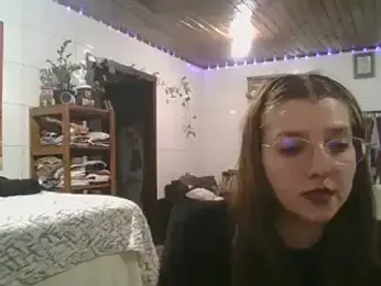 SweetyBabyDemon webcam model stream image