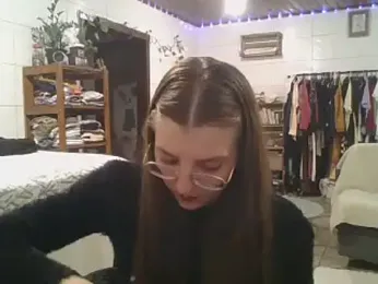 SweetyBabyDemon webcam model stream image