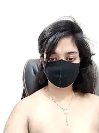 Tapur- webcam stripchat model stream image