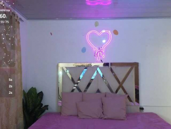 Pariis-tay webcam model stream image