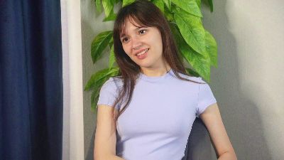 KizzieChladek webcam model stream image