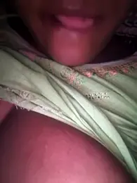Dassing_strip_couple webcam model stream image