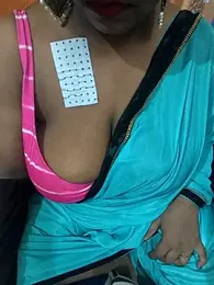 Dassing_strip_couple webcam model stream image