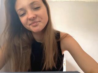 Aleta Fuson webcam model stream image