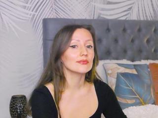 Alexia Cage webcam model stream image