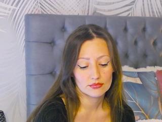 Alexia Cage webcam model stream image