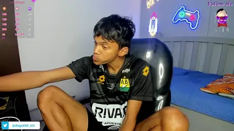 loistwink_ webcam model stream image