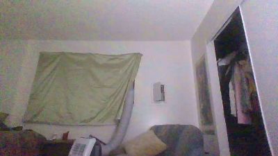 RosiePeeking webcam model stream image